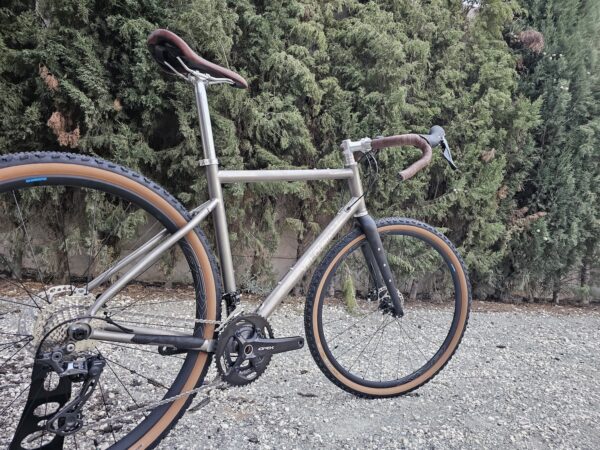 Far Away Titanium  Gravel talla L - Marrón - Imagen 3